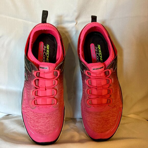 Excellent Condition, SZ 7, Skechers Pull On Sneakers, Pink - Picture 4 of 7